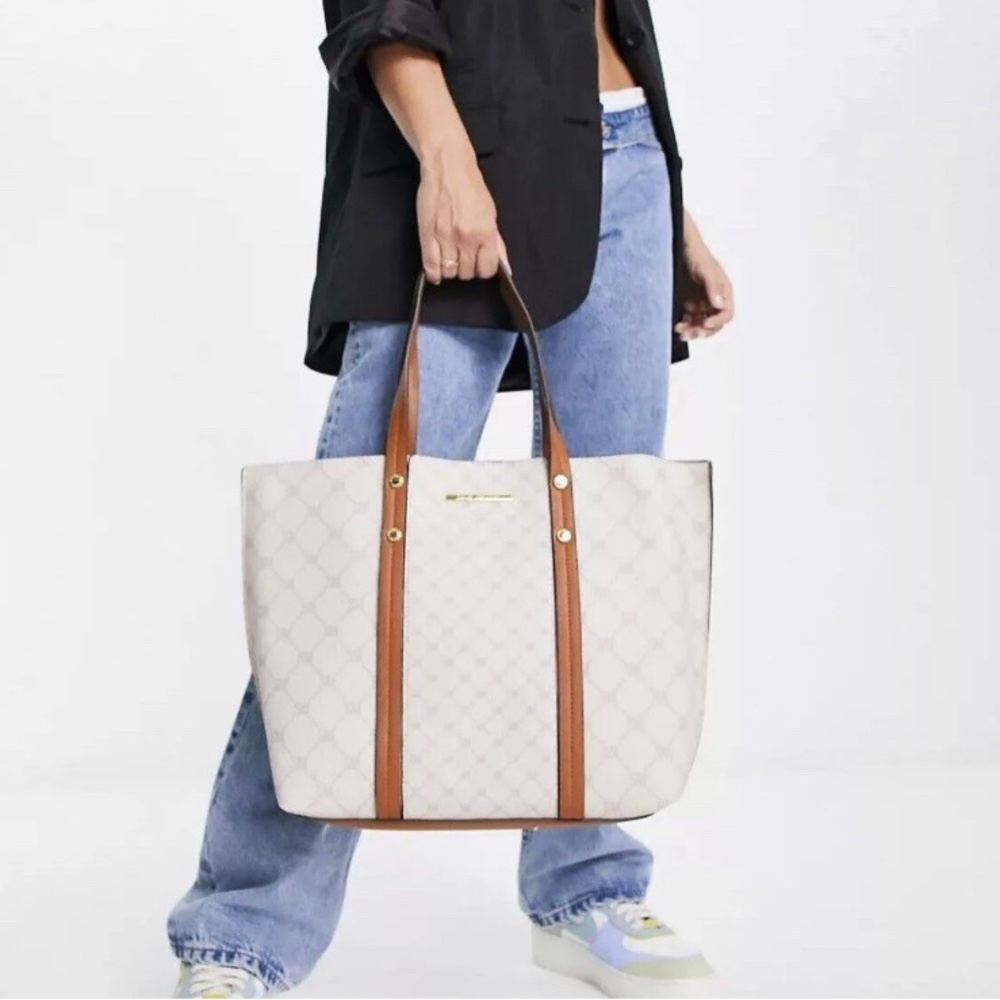 Steve Madden Tote Purse with Crossbody Bag 2pc Set | Cream Beige Logo | NWT - Picture 4 of 9